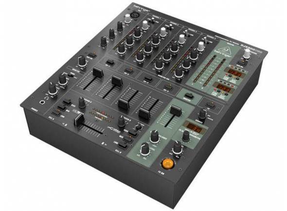 Clubmixer Behringer DJX900USB-UE B-stock Clubmixer Behringer DJX900USB-UE B-stock