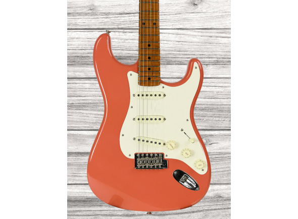fender custom shop  Guitarra elétrica/Guitarras formato ST Fender Custom Shop 50s Limited Edition Roasted DLX Closet Classic 1-Piece 4A Roasted Flame Maple Faded Aged Tahitian Coral