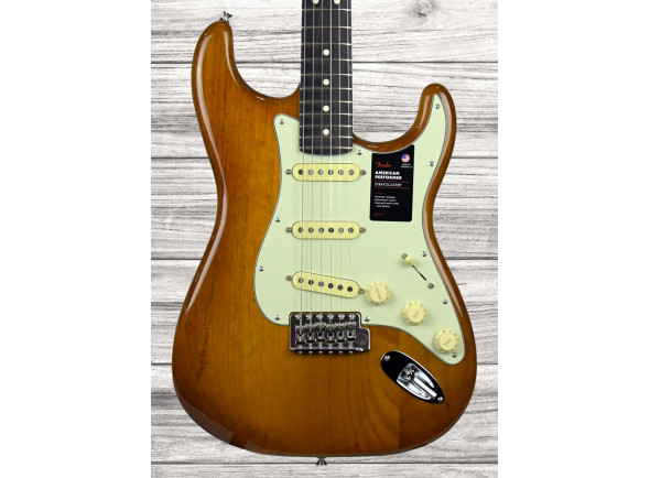Guitarras formato ST Fender American Perf Stratocaster RW Honey Burst 