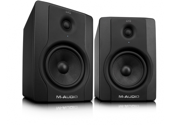 M-Audio BX5 D2
M-Audio BX5 D2 com design bi-amplificado com 70 watts de potência distribuída para som coeso e preciso
Resposta de frequência: 56Hz-22kHz
Frequência de crossover: 3 kHz
Potência amplificada de baixa frequência: 40 watts
Potência amplificada de alta frequência: 30 watts
Sinal para ruído máximo (intervalo dinâmico):> 100 dB (típico A-ponderado)
Polaridade: sinal positivo a + entrada produz deslocamento de cone LF externo
Impedância de entrada: 20 k ohms balanceada, 10 k ohms não balanceada
Sensibilidade de entrada: 85 mV entrada rosa produz 90 dBA saída SPL com controlo de volume no máximo
Drivers de 5” de baixa frequência com cones de Kevlar para graves ricos e definidos
Drivers de 1” de alta frequência com domes de seda natural e guias de onda integrados para agudos suaves e transparentes
Portas traseiras otimizadas para resposta de baixa frequência estendida
Escudo magnético elimina interferências com outros equipamentos eletrónicos
Entradas XLR balanceadas e 1/4” balanceadas/não balanceadas para ligar mesas de mistura, amplificadores, instrumentos, ferramentas de DJ e mais
Controlo de volume
Inclui dos pads de isolamento
M-Audio BX5 D2
M-Audio BX5 D2 com design bi-amplificado com 70 watts de potência distribuída para som coeso e preciso
Resposta de frequência: 56Hz-22kHz
Frequência de crossover: 3 kHz
Potência amplificada de baixa frequência: 40 watts
Potência amplificada de alta frequência: 30 watts
Sinal para ruído máximo (intervalo dinâmico):> 100 dB (típico A-ponderado)
Polaridade: sinal positivo a + entrada produz deslocamento de cone LF externo
Impedância de entrada: 20 k ohms balanceada, 10 k ohms não balanceada
Sensibilidade de entrada: 85 mV entrada rosa produz 90 dBA saída SPL com controlo de volume no máximo
Drivers de 5” de baixa frequência com cones de Kevlar para graves ricos e definidos
Drivers de 1” de alta frequência com domes de seda natural e guias de onda integrados para agudos suaves e transparentes
Portas traseiras otimizadas para resposta de baixa frequência estendida
Escudo magnético elimina interferências com outros equipamentos eletrónicos
Entradas XLR balanceadas e 1/4” balanceadas/não balanceadas para ligar mesas de mistura, amplificadores, instrumentos, ferramentas de DJ e mais
Controlo de volume
Inclui dos pads de isolamento